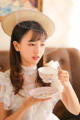 《饥渴少妇2伦理》：惊爆！少妇饥渴背后隐藏着怎样的伦理秘密？